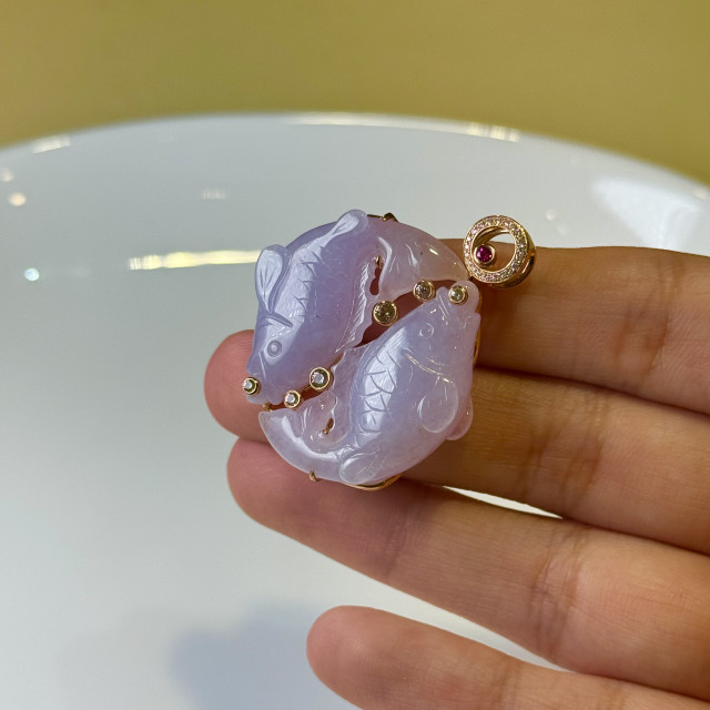 18K紫羅蘭雙魚墜飾