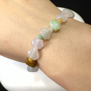 翡翠小豬造型手串